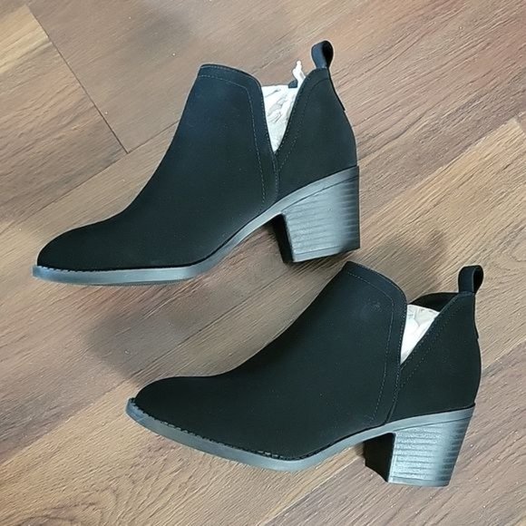 TOP Moda Shoes - Black Ankle Booties